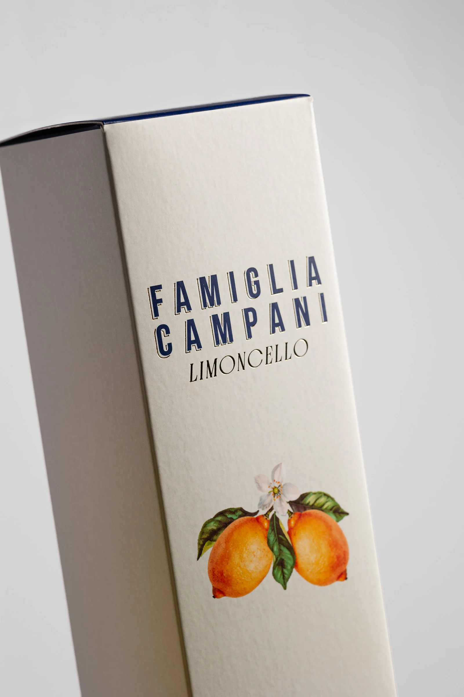 Limoncello Famiglia Campani — detalhe 3